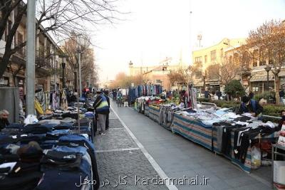 شروع عملیات ساماندهی دست فروشان و بساط گستران خیابان ۱۵ خرداد