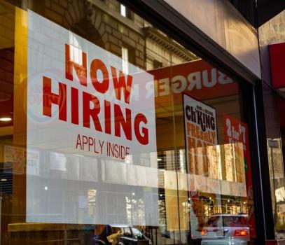 افزایش فراتر از انتظار استخدام در آمریکا