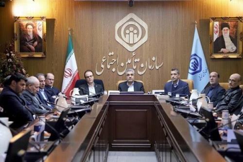 ۹۰ درصد هزینه های تامین اجتماعی وابسته به نسخه پزشک است