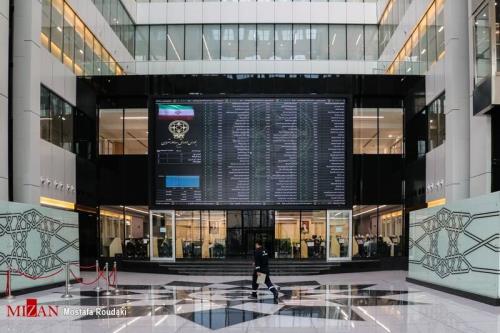 بازگشت تدریجی سرمایه گذاران به بازار بورس