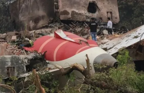 دیدار بازرسان هندی و آمریکایی درباره ی سقوط هواپیمای ایر ایندیا