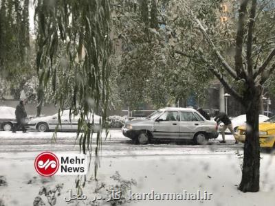 برف مسؤلان شهری را غافلگیر نكرد اما تهران قفل شد!